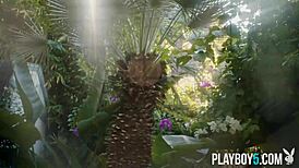 Arab Milf Leighla Habib Strips and Shows Hot Petite Body