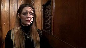 samantha bentley gets huge facial 😏