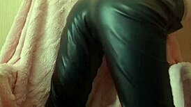 Want ass worship and deepthroat?