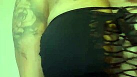 Discussing verification with big-ass latina milf 😏