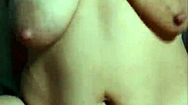 Asian pinay mommy rides with skill