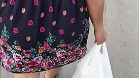 Damn, banging this curvy mature slut on the street! 🔥