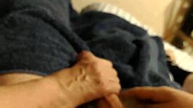 Detailed 40th Christmas gift unwrapping ceremony