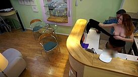 年轻红发Candy Red被老继爸猛操！😲