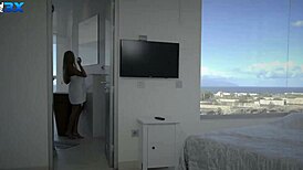 ALYSSIA KENT AND MARY MONROE IGNITE OUTDOOR THREESOME WITH PIERCING INTENSITY