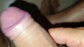 una sborrata pazzesca con cazzo enorme e buco del culo aperto per un enorme carico di sborra