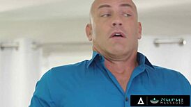 Wow! Cute Asian Kendra Spade Gets Her Pussy Fucked In Her First Nuru Massage!