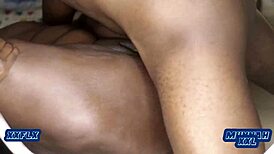 Don't Stop! Cum Inside Me Multiple Times, I Beg - Hot Thick Milf Raw Creampie!