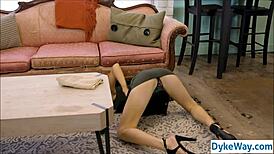 Hey, stuck barista, let me lick you like my lesbian customer!