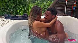 foda quente na hidro with brazilian teen 18+