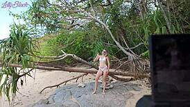 milf cheated on her husband with a photographer on the beach