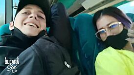 女友在去波哥大的公交车上口交