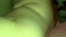 BBW uses vibrator on her pussy again 😘