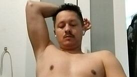 i wanna fuck my friend so bad 😏