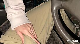 Young slut fucks lover in car