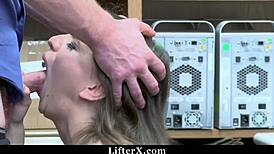 防损员试衣间惩罚顺从18+辣妹！