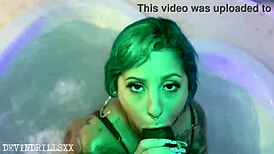 德文深喉口交猛钻西班牙芭比的嘴