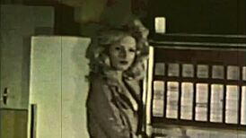 What a wonderful vintage threesome world?