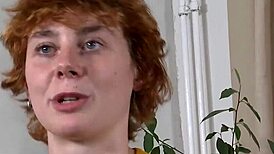 Polyamorous Berliner Performance