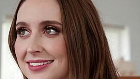 Natural big tit blondie receives fingering and fucking from her doctor