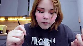 Furiyssh appears as chubby amateur in alternative cute style for pretty mugbang session.