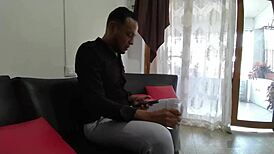 ense�ando a jugar a la hijastra de mi jefe luego de una tremenda fiesta en su casa que jovencita tan apretada-1 parte-