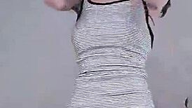 韩国嫩妹独玩骚穴高潮