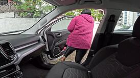 i showed my pussy in the parking lot and the doorman wants to fuck me so bad