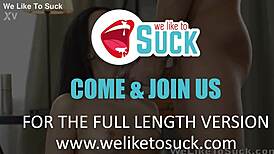 Tinder date gets messy cumshot on pussy