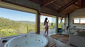 Renatinha, show me those big tits in the cabin?