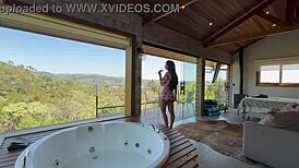 Renatinha, show me those big tits in the cabin?