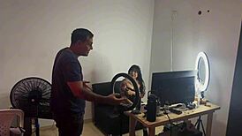 Hermanastra Es Pillada Siendo Web Cam Por Su Hermano Tienes Sexo Por Su Silencio