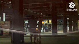 Esposa Metendo com um Fã na Via Light