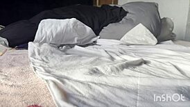 We Masturbate Together With Dildos, It's So Fun!