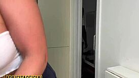 美女哥伦比亚巨臀床上被大黑屌猛操 la paisita oficial