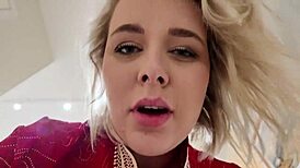 伊朗人妻在家享受私密做爱时刻