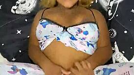 Stepsister invites passionate creampie