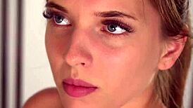 Natural Sweetie Gapes Pink Twat and Gets Deflorated in Virgin Reality Hardcore