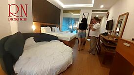 He poured drink into navel and licked pussy of naked college slut in dorm 😋