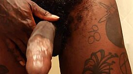 Hallelujah Johnson in Bodybuilder Pornstar Video