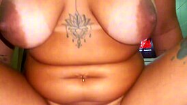 Fudendo Loira Gostosa in Bedroom with Young Latina