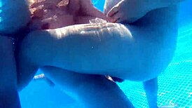 Pregnant MILF fucks in pool 😍