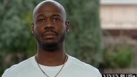 VIXENPLUS饥渴人妻骑安东粗黑屌！！