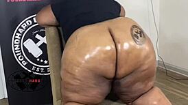 poundhardxxx com chubby supreme model