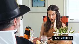 继家人感恩节乱伦四人行