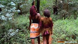 hot ebony stepdaughter licking & fingering stepmom black cunt