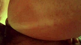 Abogado infiel estrena el coño de la nueva secretaria gordibuena, ella quiere ser abierta por el culo