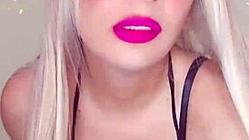 Transexual gets horny while giving rich milk