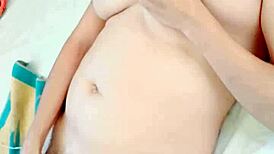 Soy Una Mujer Bastante Cachonda Me Encanta Sentir Esas Pollas Grandes Y Consolador Gigante Meter Hasta El Fondo Y Sentir Un Gran Placer A Chorros