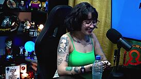 Martina Olivera in podcast, dois reais or mysterious gift?